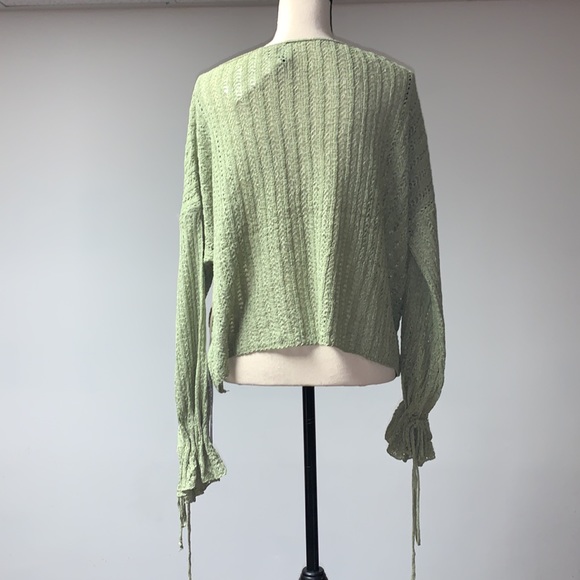 Lumiere Open Knit Sweater Medium - Picture 3 of 9